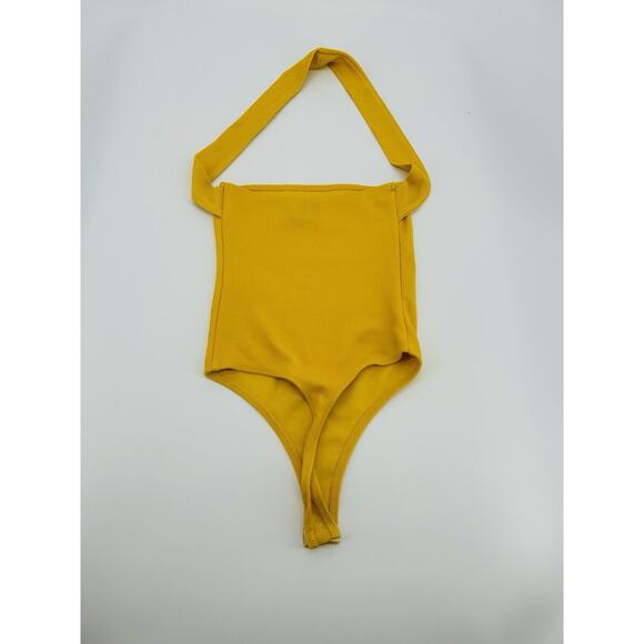 ASOS DESIGN Crossover Rib Halter Bodysuit in Yellow - Picture 2 of 5